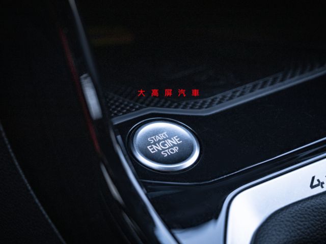 【預約賞車即享網路優惠價】330R-LINE 原鈑 空力套件 全景天窗 換檔撥片 分區溫控 電動椅 IKEY ACC  第18張相片