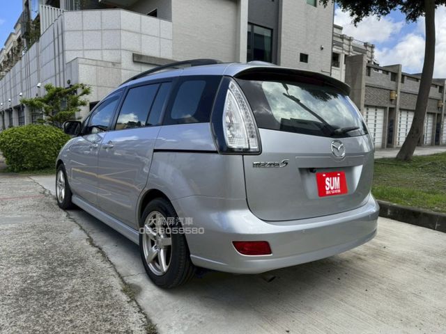 【預約賞車即享網路優惠價】1.8L 尊爵版 前後霧燈 LED尾燈 天窗 恆溫 電動椅 中控螢幕 ISOFIX  第2張相片
