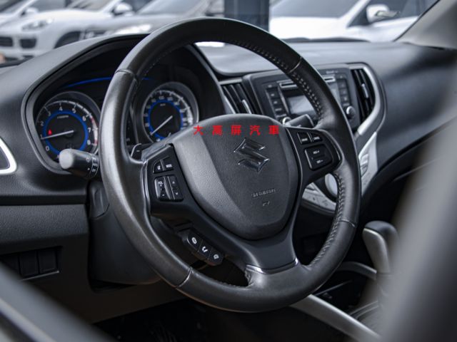 【預約賞車即享網路優惠價】1.0T GLX LED日行燈 方向盤快控鍵 換檔撥片 恆溫空調 IKEY 定速巡航 循跡防滑  第12張相片