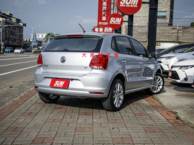 【預約賞車即享網路優惠價】1.6L CL 原鈑件 前霧燈 中控螢幕 倒車影像 後座分離倒覆  第6張相片