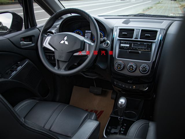 【預約賞車即享網路優惠價】1.5L 輕鬆型 原鈑件 LED日行燈 恆溫空調 IKEY 電動尾門 循跡防滑  第10張相片