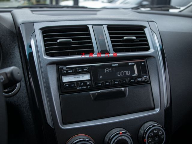 【預約賞車即享網路優惠價】1.5L 輕鬆型 原鈑件 LED日行燈 恆溫空調 IKEY 電動尾門 循跡防滑  第13張相片