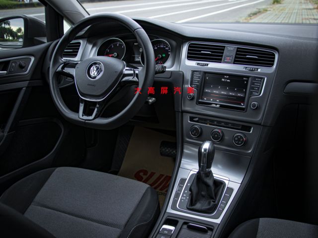 【預約賞車即享網路優惠價】1.2T TL 原鈑件 後霧燈 後座出風口 中控螢幕 藍牙通訊 循跡防滑  第11張相片