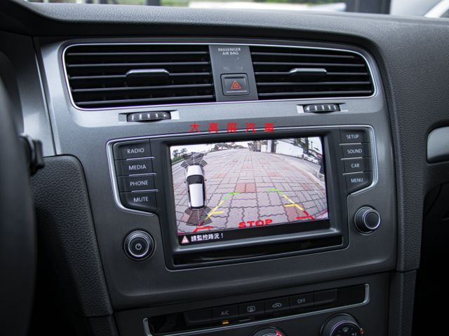 【預約賞車即享網路優惠價】1.2T TL 原鈑件 後霧燈 後座出風口 中控螢幕 藍牙通訊 循跡防滑  第14張相片