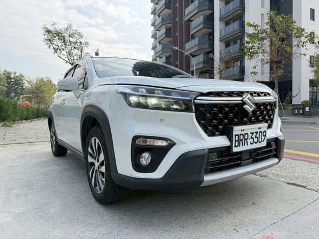 SX4 S-CROSS  第1張相片