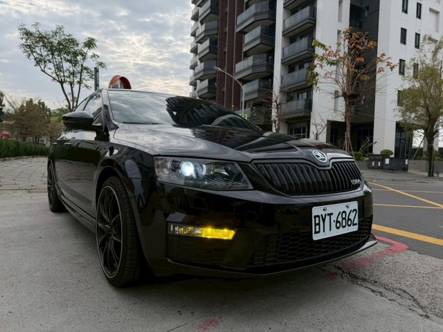 【2.0 RS版 RAYS鋁圈 黑化】歡迎同行盤調～力拼全台最低價！讓您買到最實惠的價格  第1張相片