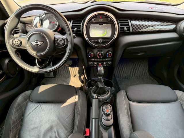 【五門S版低里程原鈑件】歡迎同行盤調～力拼全台最低價！讓您買到最實惠的價格  第3張相片