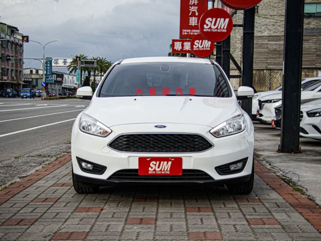 【預約賞車即享網路優惠價】1.5T 汽油時尚型 原鈑件 方向盤快控鍵 換檔撥片 中控螢幕 定速巡航 循跡防滑  第3張相片