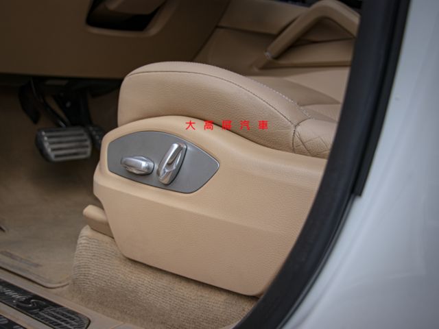 【預約賞車即享網路優惠價】3.6T S 原鈑件 LED日行燈 換檔撥片 分區溫控 電動椅 中控螢幕 定速 電尾門  第10張相片