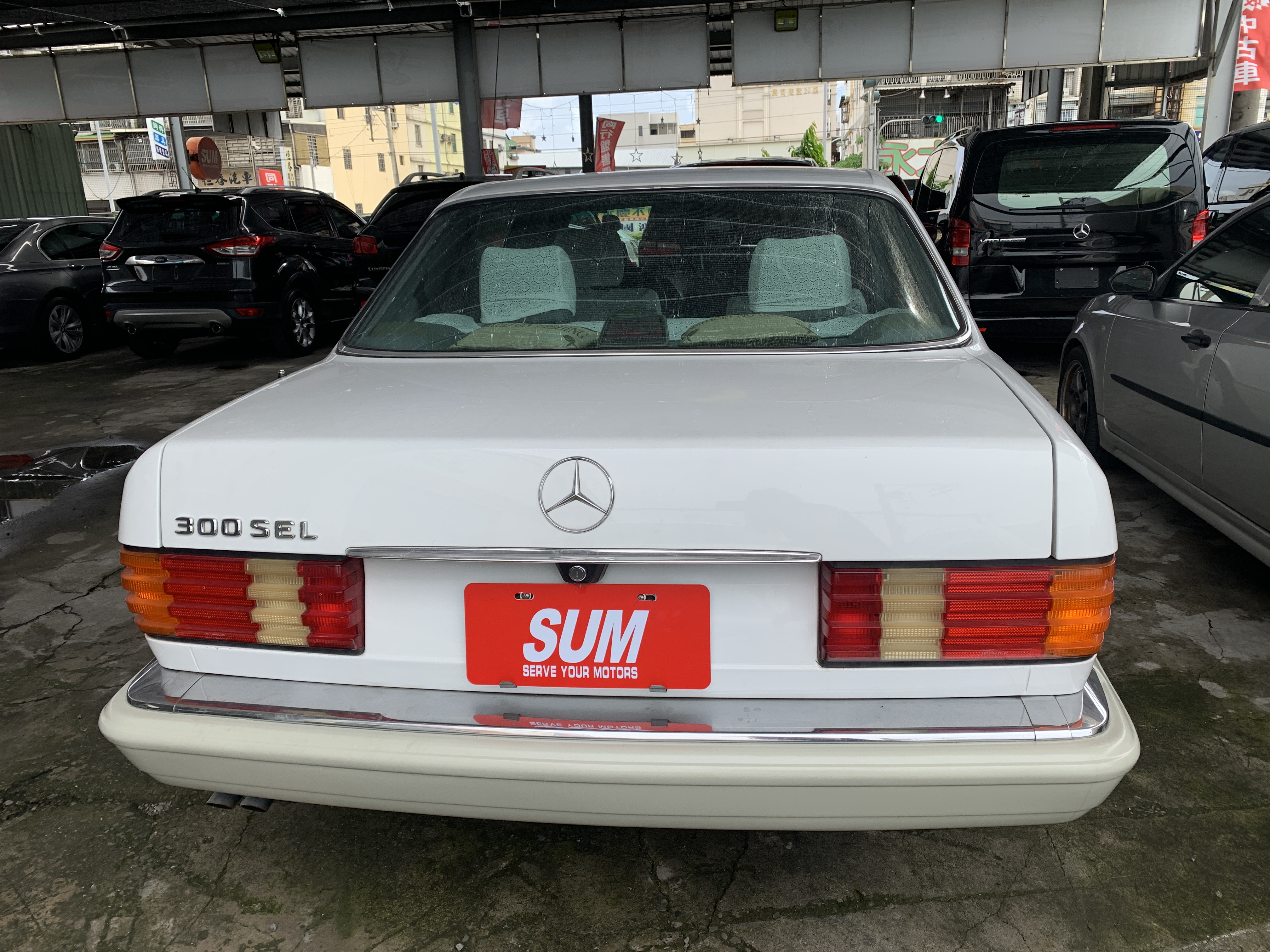 300SEL 古董車 剛做完保養 保養得宜內外漂亮 給懂欣賞的人 誠可議 歡迎電洽   第2張相片