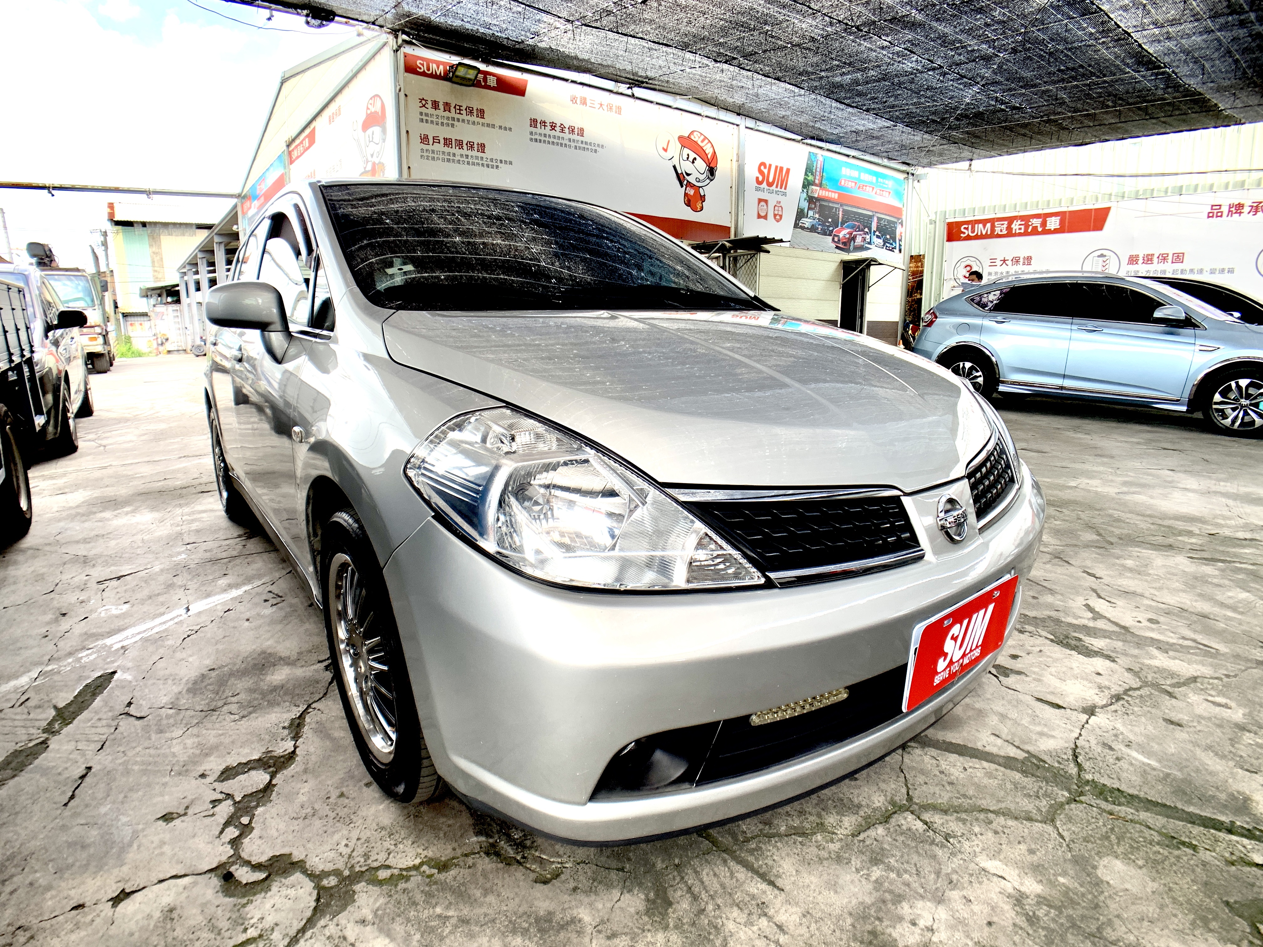 TIIDA 5門 認證車 無待修 里程保證 誠可議  第2張相片