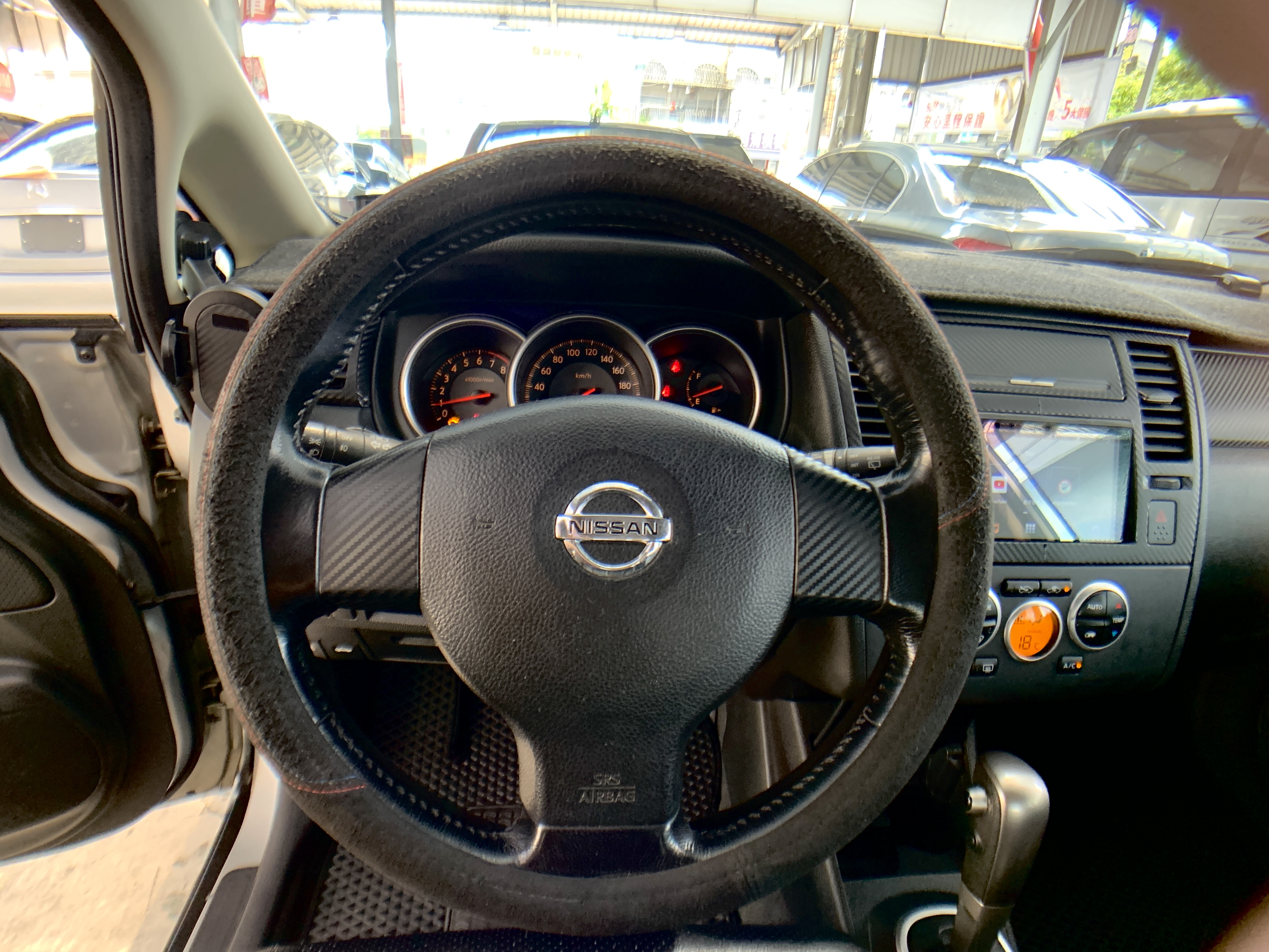 TIIDA 5門 認證車 無待修 里程保證 誠可議  第3張相片