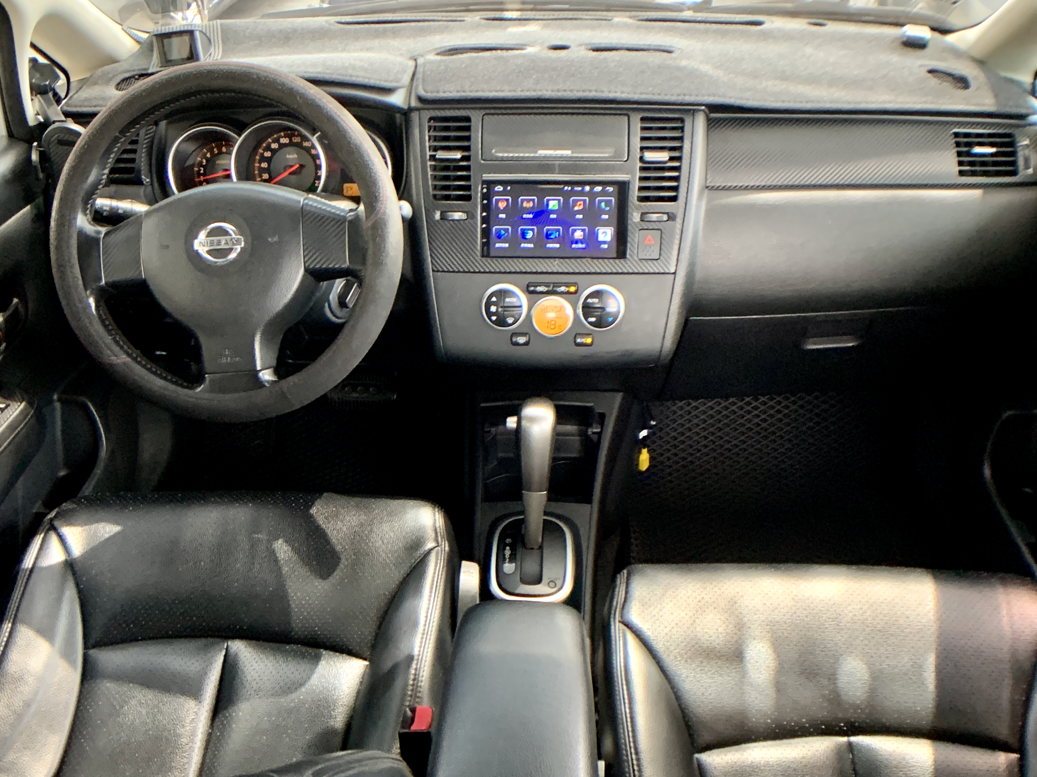 TIIDA 5門 認證車 無待修 里程保證 誠可議  第4張相片