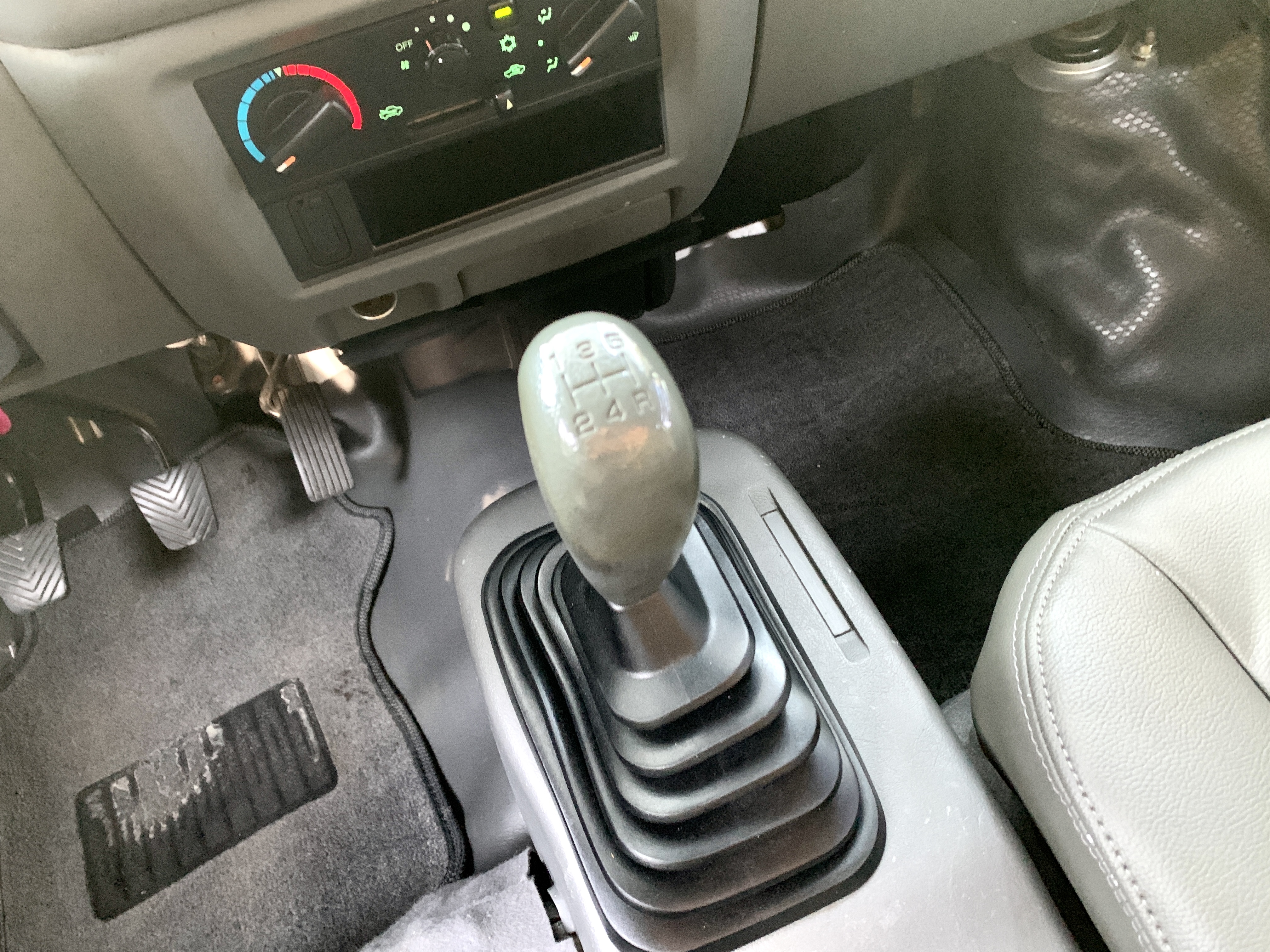 菱利veryca 1.3 貨車版 2人座 認證車 無待修無泡水無事故  第10張相片