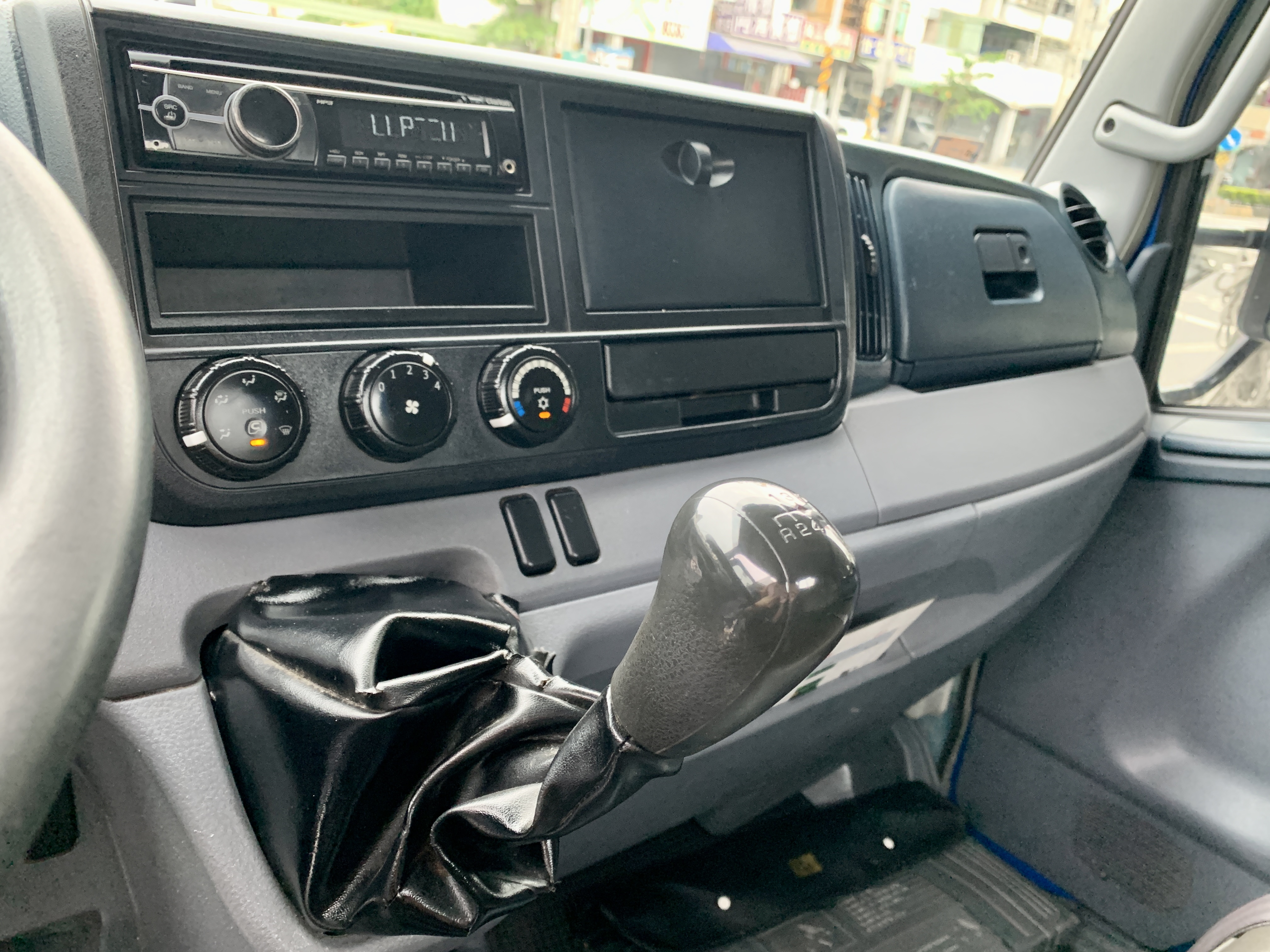 堅達 11.5尺 可認證 無待修 無漏油 引擎有力 車斗可客製 歡迎電洽  第8張相片
