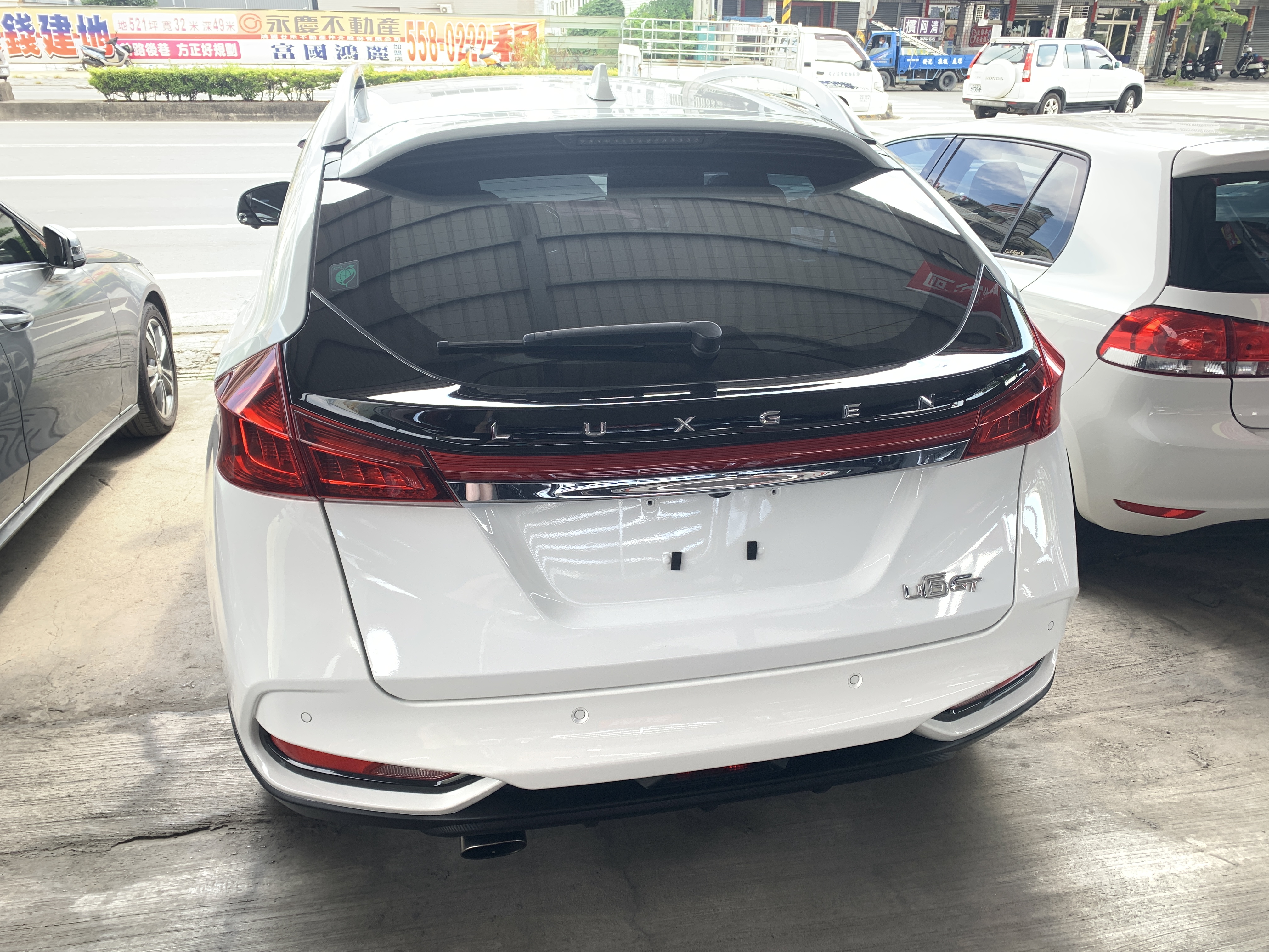 U6 GT 僅跑4.5萬 己認證 無待修無泡水無事故 誠可議 歡迎電洽  第5張相片