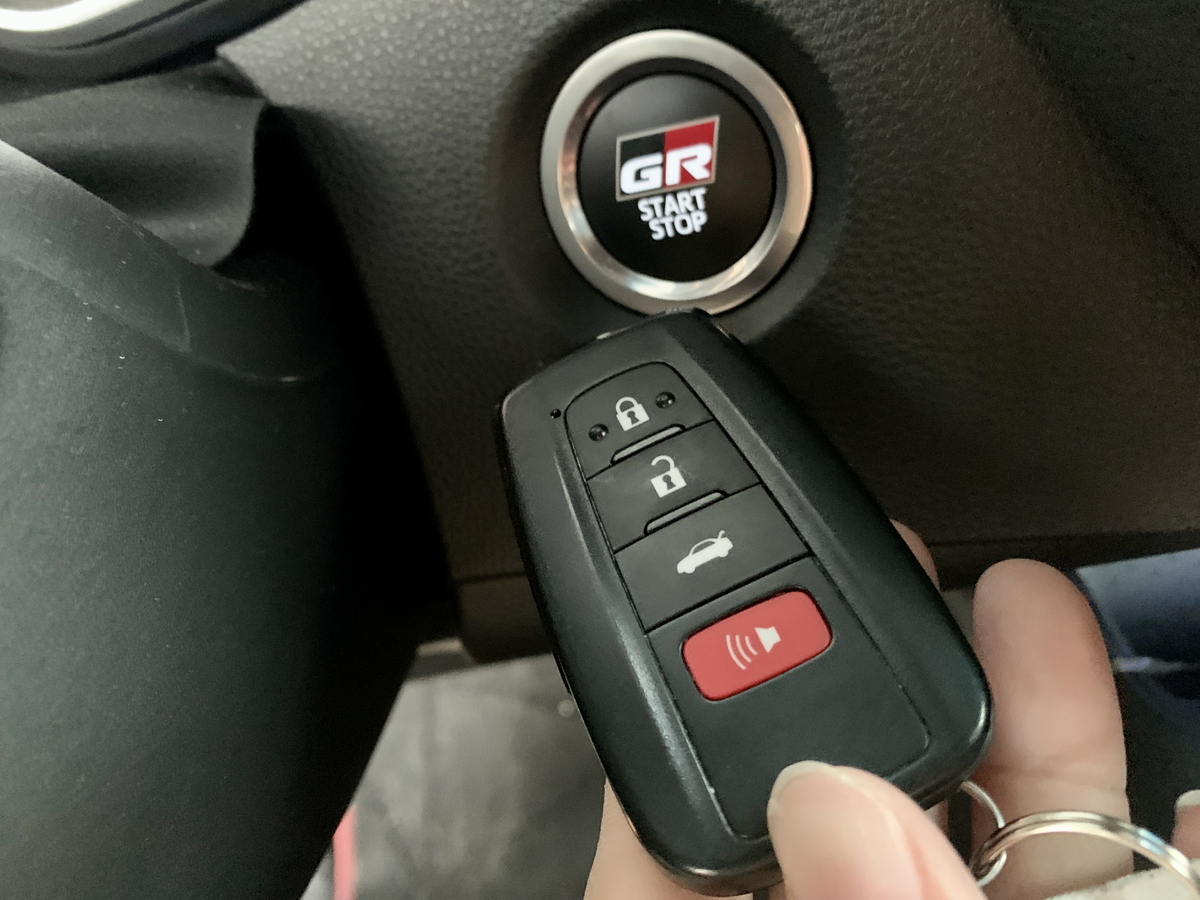 阿堤斯 GT sport 版 保固中 可認證 一手車 無待修 新車價9X.8萬 誠可議  第3張相片
