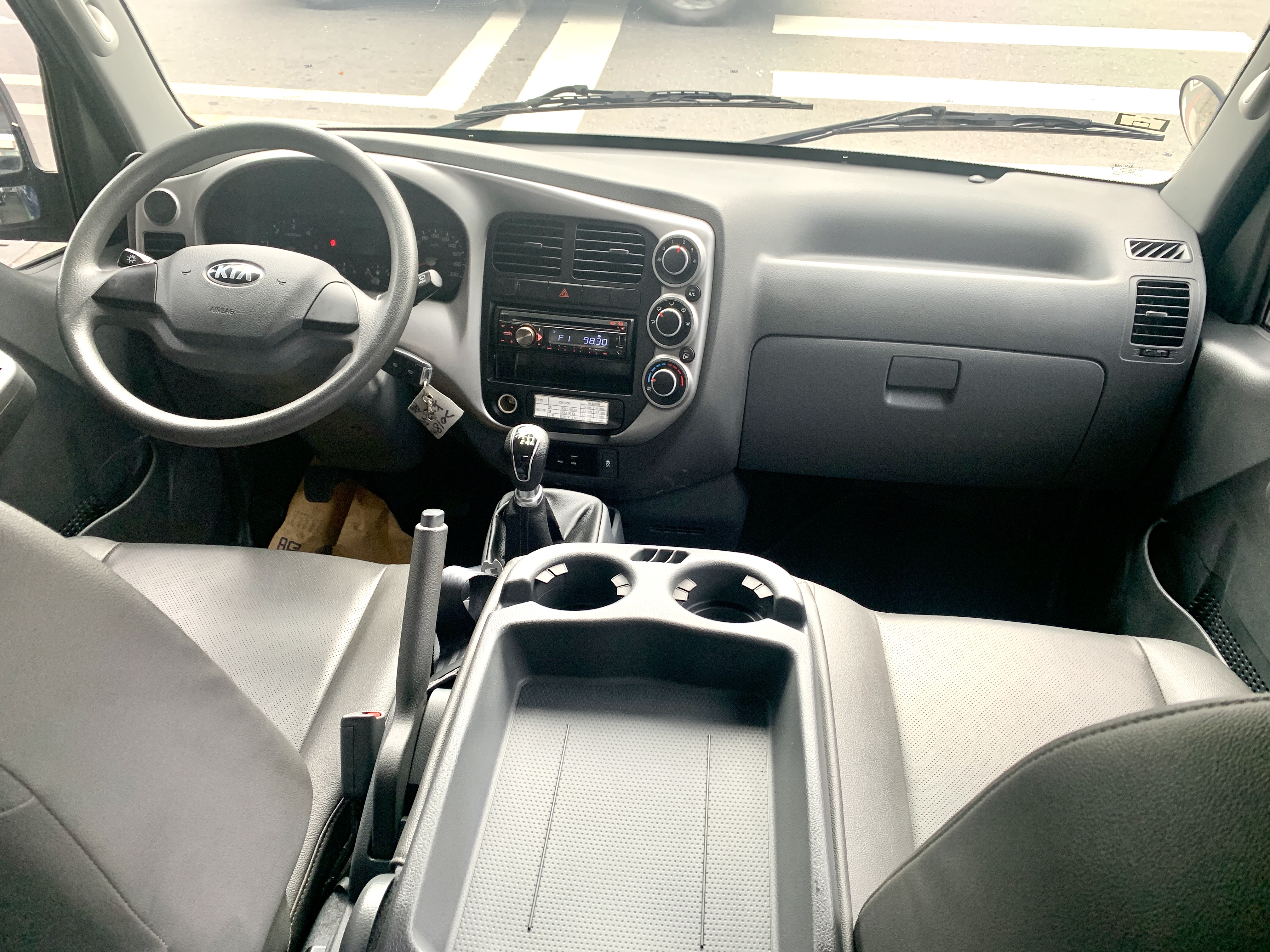 KIA 卡旺 雙箱貨車 6人座 車斗可客製化 可認證 無待修 車況極新 誠可議  第7張相片