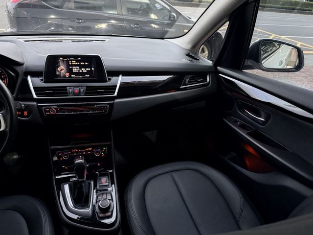 ✅挑戰最優車況，耗材都整理好了✅原鈑件有認證✅引擎+變速箱+方向機三大保固1年2萬✅腳踢電尾門✅iKEY✅摸門✅可全貸  第10張相片