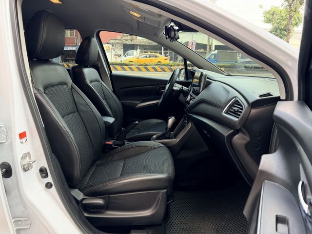 ✅一手車✅原廠保養✅原鈑件✅有認證✅五大系統保固2年5萬公里✅全速域自動跟車✅盲點偵測✅主動煞停✅360環景✅可全貸  第7張相片