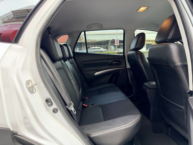 ✅一手車✅原廠保養✅原鈑件✅有認證✅五大系統保固2年5萬公里✅全速域自動跟車✅盲點偵測✅主動煞停✅360環景✅可全貸  第9張相片