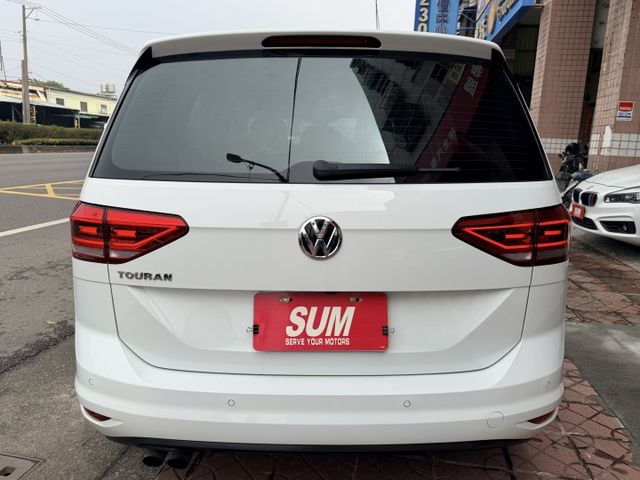 ✅一手車✅原鈑件✅7人座✅全速域自動跟車✅車道維持✅盲點偵測✅主動煞停✅無事故有認證✅引擎+變速箱等五大保固一年兩萬公里  第4張相片