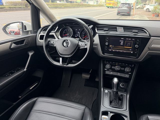 ✅一手車✅原鈑件✅7人座✅全速域自動跟車✅車道維持✅盲點偵測✅主動煞停✅無事故有認證✅引擎+變速箱等五大保固一年兩萬公里  第6張相片