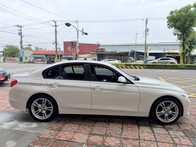 ✅原鈑件無事故✅稀有少跑低里程✅柴油大動力✅有認證✅引擎+變速箱保固✅可全貸✅月付5千多輕鬆開回家  第3張相片