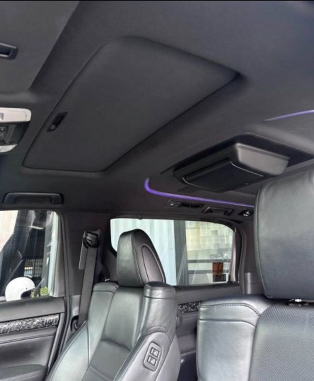 新車入庫車輛整備中  第5張相片