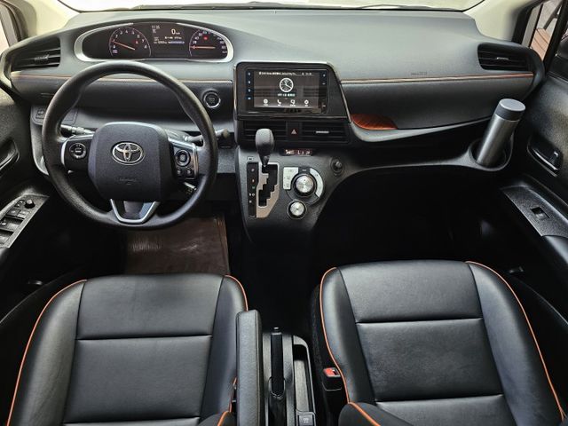 家庭神車!定速/盲點/兩側電動滑門/車道偏移警示/Keyless/循跡防滑/ISOFIX/後霧燈/後座出風口/恆溫空調  第6張相片