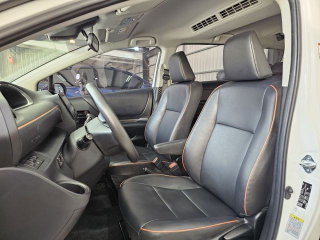 家庭神車!定速/盲點/兩側電動滑門/車道偏移警示/Keyless/循跡防滑/ISOFIX/後霧燈/後座出風口/恆溫空調  第8張相片