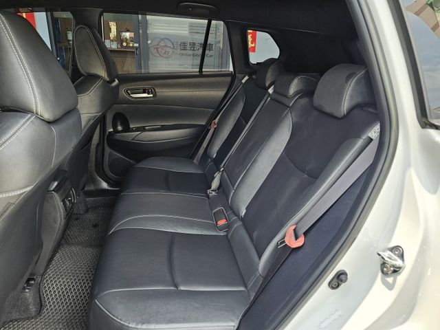 神車再升級/環景/盲點/無線Carplay/ACC跟車/車道維持/前後雷達/後座出風口/抬頭顯示器/自動遠近光/恆溫空調  第12張相片