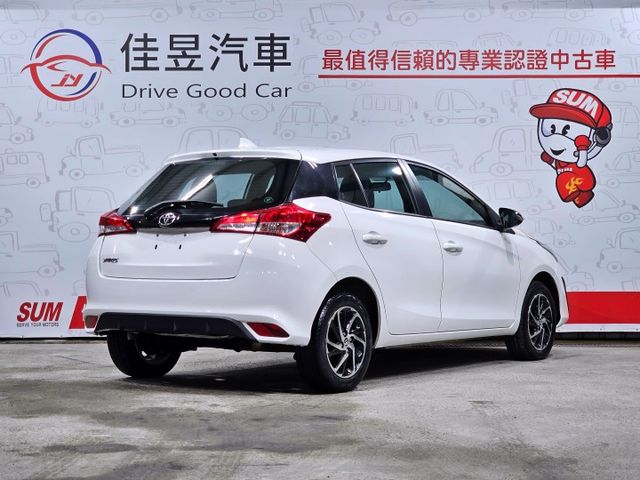 經典代步小車首選之一/四條全新輪胎/前後霧燈/循跡防滑/影音主機/藍芽通訊/光感應頭燈/ISOFIX/兒童安全鎖  第5張相片