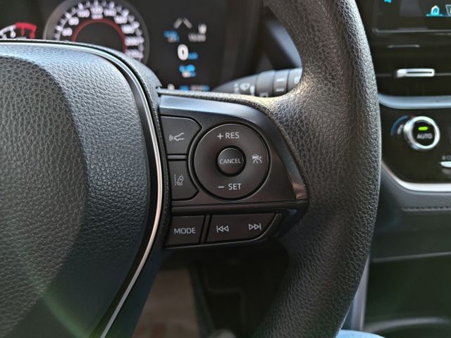 想找一台新古小休旅?｜豪華版~不管事內裝還是外觀狀況都像新車+原廠保固中~ACC+車道維持+CarPlay加超新車況~  第11張相片