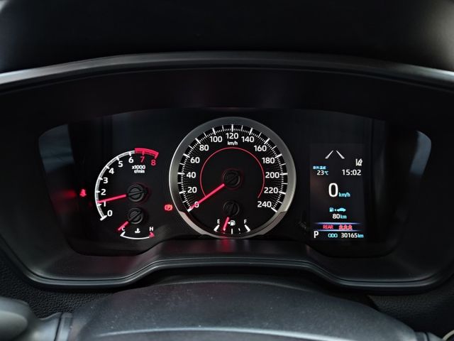 想找一台新古小休旅?｜豪華版~不管事內裝還是外觀狀況都像新車+原廠保固中~ACC+車道維持+CarPlay加超新車況~  第15張相片