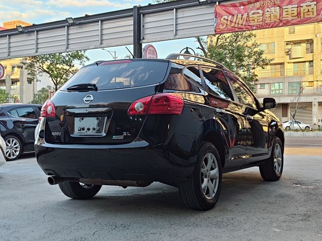 想找一台空間大又穩定的休旅？｜高車身好上下～恆溫空調＋倒車雷達＋多功能方向盤～實用耐操款～快來預約賞車～  第9張相片