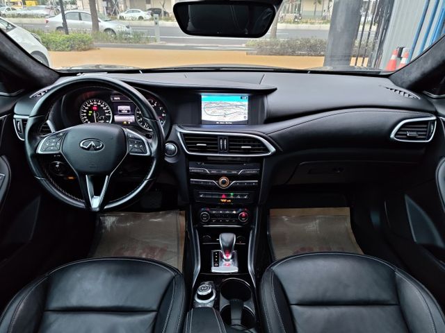 想找一台外型前衛、質感滿滿的進口跨界？｜後差速器已安裝更換  ACC跟車＋360環景～快來預約賞車～  第11張相片