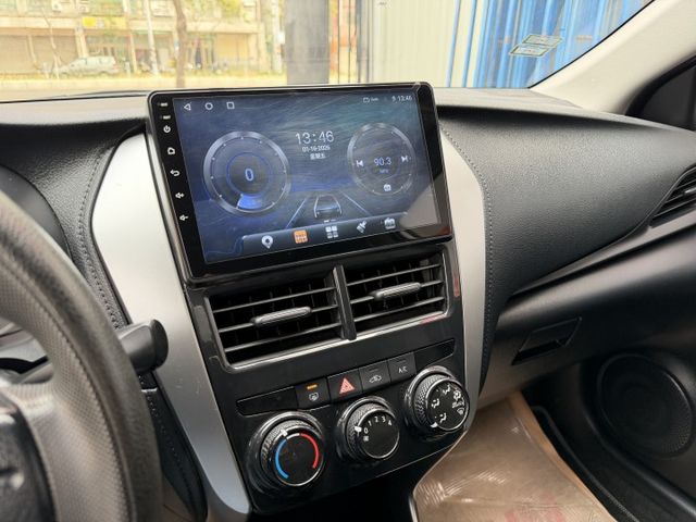 想找一台省油耐用、通勤代步零負擔的國民房車？｜好養好開又安心～維修保養負擔低～日常使用超順手～加裝安卓機影音系統  第11張相片