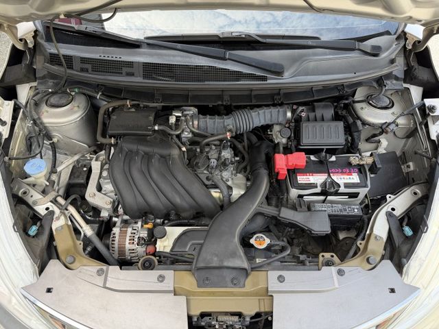 想找一台都市小休旅?｜CP值超高首選~1.6空間靈活實用+油耗表現優異～免鑰匙＋原廠影音螢幕＋倒車顯影～快來預約賞車～  第5張相片