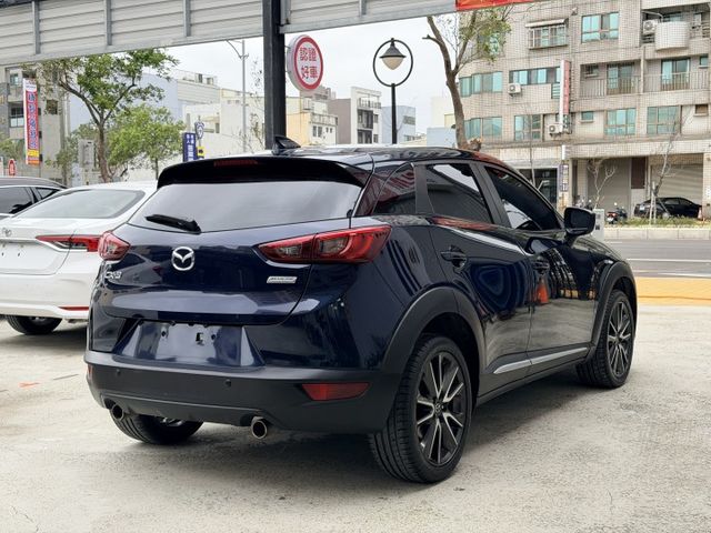 想找一台外型動感、操控俐落的日系小休旅？｜2.0 SKYACTIV-G 動力順暢～車身靈活好開～質感內裝耐看～  第4張相片