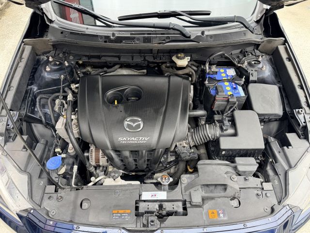 想找一台外型動感、操控俐落的日系小休旅？｜2.0 SKYACTIV-G 動力順暢～車身靈活好開～質感內裝耐看～  第6張相片