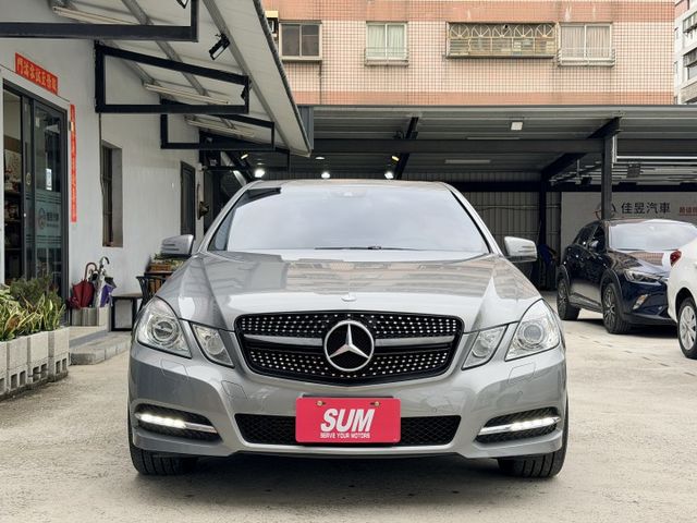 想找一台沉穩大器、豪華質感在線的德系房車？｜行路穩定舒適～隔音細膩有層次～商務通勤都體面～經典三芒星風範  第2張相片