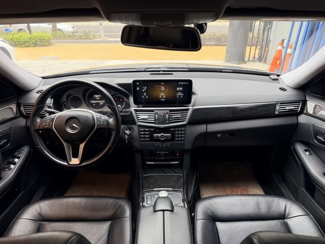 想找一台沉穩大器、豪華質感在線的德系房車？｜行路穩定舒適～隔音細膩有層次～商務通勤都體面～經典三芒星風範  第6張相片