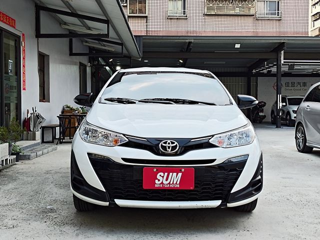 想找一台可靠的小車?｜最美白色系~豪華版超搶手認證小車~歡迎試乘~快來電預約~  第2張相片