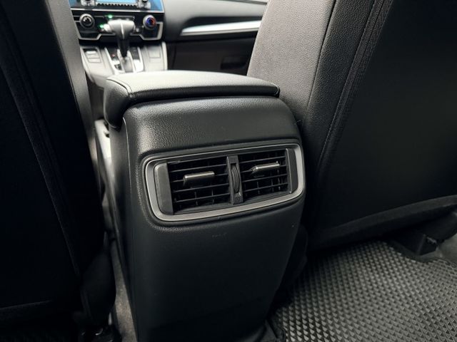 想找一台小排量大空間休旅?｜大空間奶爸專用車～省稅休旅車超高cp值～主動跟車+倒車顯影~購車再享全台保固  第13張相片