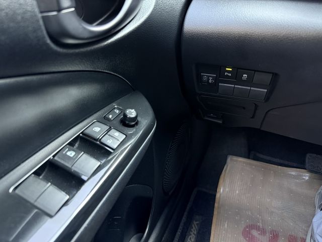 想找一台可靠的小車?｜國民小車代表~原鈑件認證車~多媒體觸控螢幕+藍牙連線+倒車顯影~購車再享全台保固  第9張相片