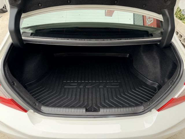 想找一台耐用省油、操控穩定的經典日系房車？｜1.8 動力順順開～底盤扎實好上手～空間實用、通勤長途都合適～經典不敗款  第9張相片