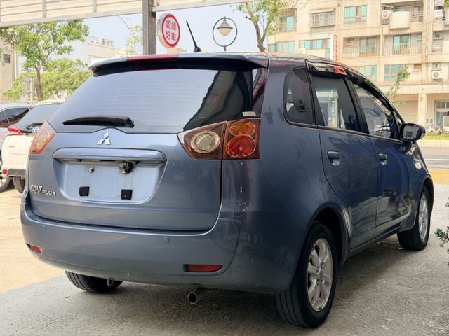 想找一台省油好養、空間靈活的實用小車？｜五門掀背好載物～後座可變化超好用～市區好停車～代步通勤超輕鬆~歡迎預約賞車~  第4張相片