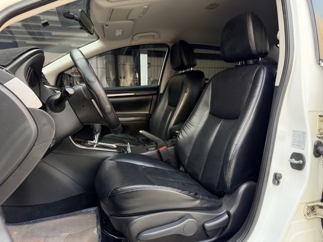 想找一台外型更帥、帶點改裝風格的個性房車？｜外觀小改更有型～視覺更年輕動感～不再是一般代步車～上路就是吸睛焦點  第8張相片