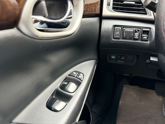 想找一台外型更帥、帶點改裝風格的個性房車？｜外觀小改更有型～視覺更年輕動感～不再是一般代步車～上路就是吸睛焦點  第12張相片